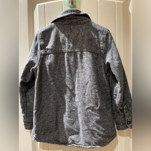 Cozy button shirt - Picture 3 of 3